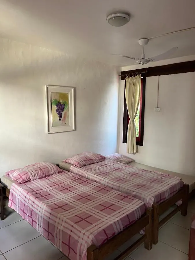 Casa Em Condominio Com Os Pes Na Areia De Geriba - 3 Suites Búzios